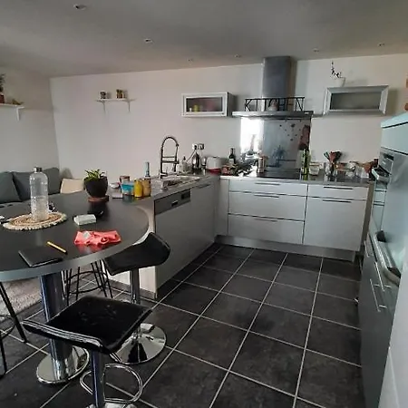Agreable Maison De Village, Au Calme D'une Impasse * Aubiere