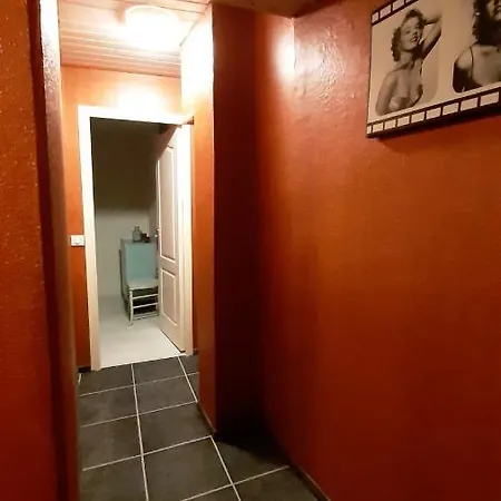 Agreable Maison De Village, Au Calme D'une Impasse Holiday home