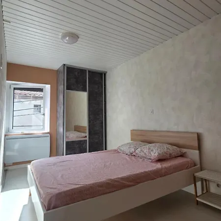 Casa vacanze Maison De Village, Au Calme D'une Impasse *